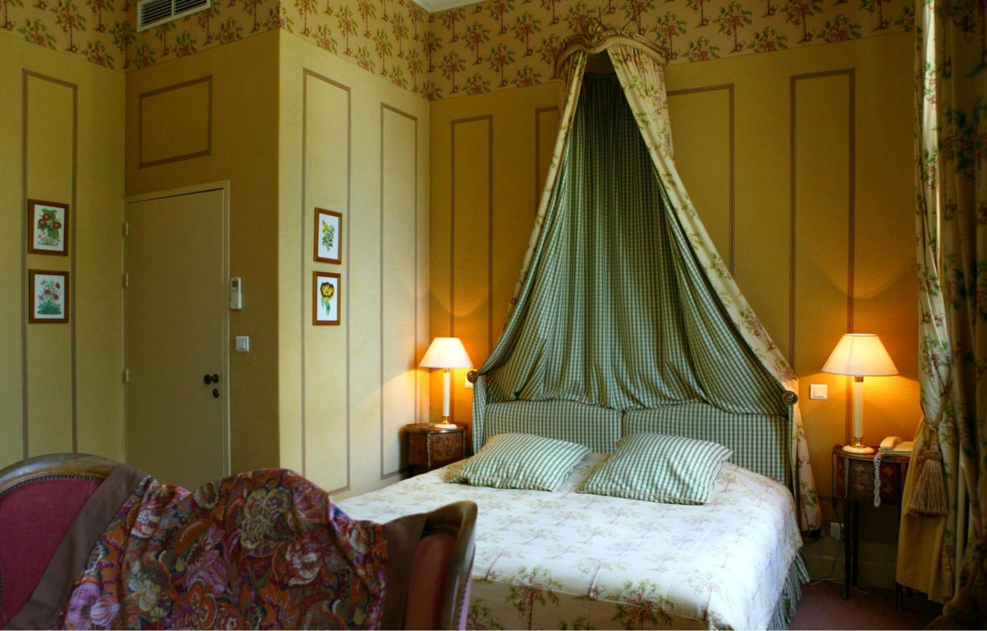 Hotel Le Manoir de Bellerive à Le Buisson-de-Cadouin Extérieur photo