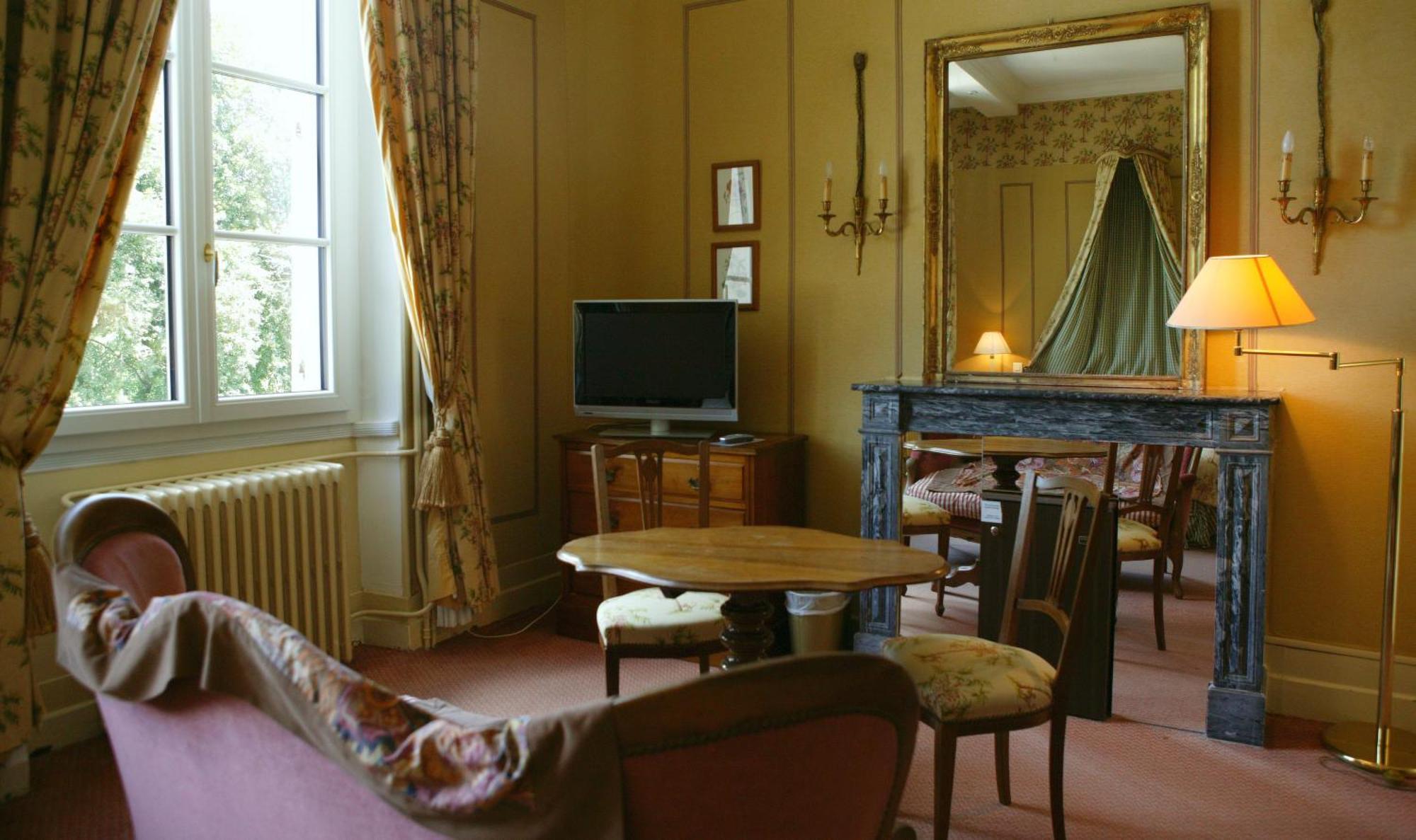 Hotel Le Manoir de Bellerive à Le Buisson-de-Cadouin Extérieur photo