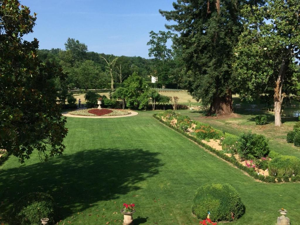 Hotel Le Manoir de Bellerive à Le Buisson-de-Cadouin Extérieur photo